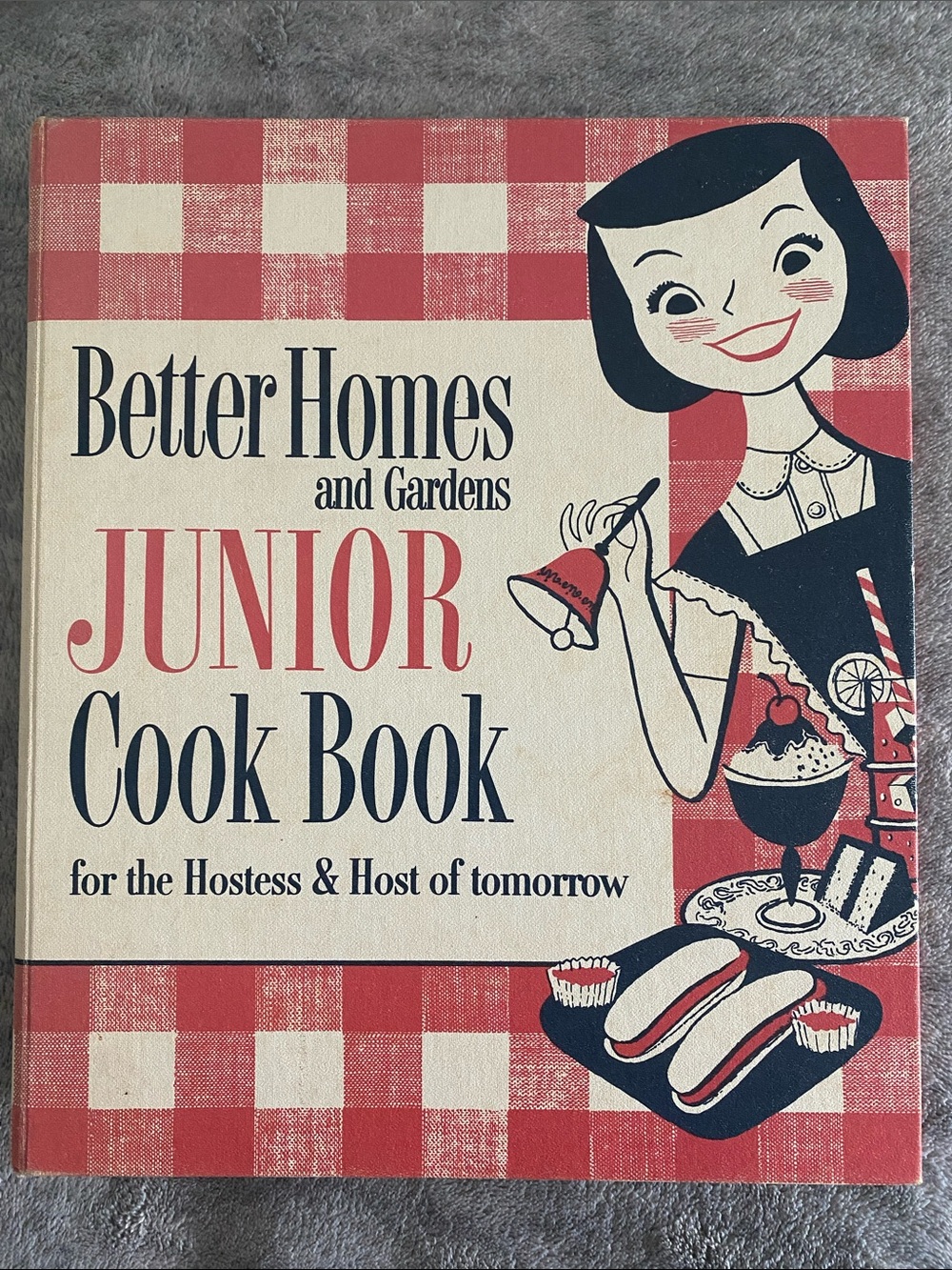 Better Homes and Gardens Junior Cookbook (First Edition)